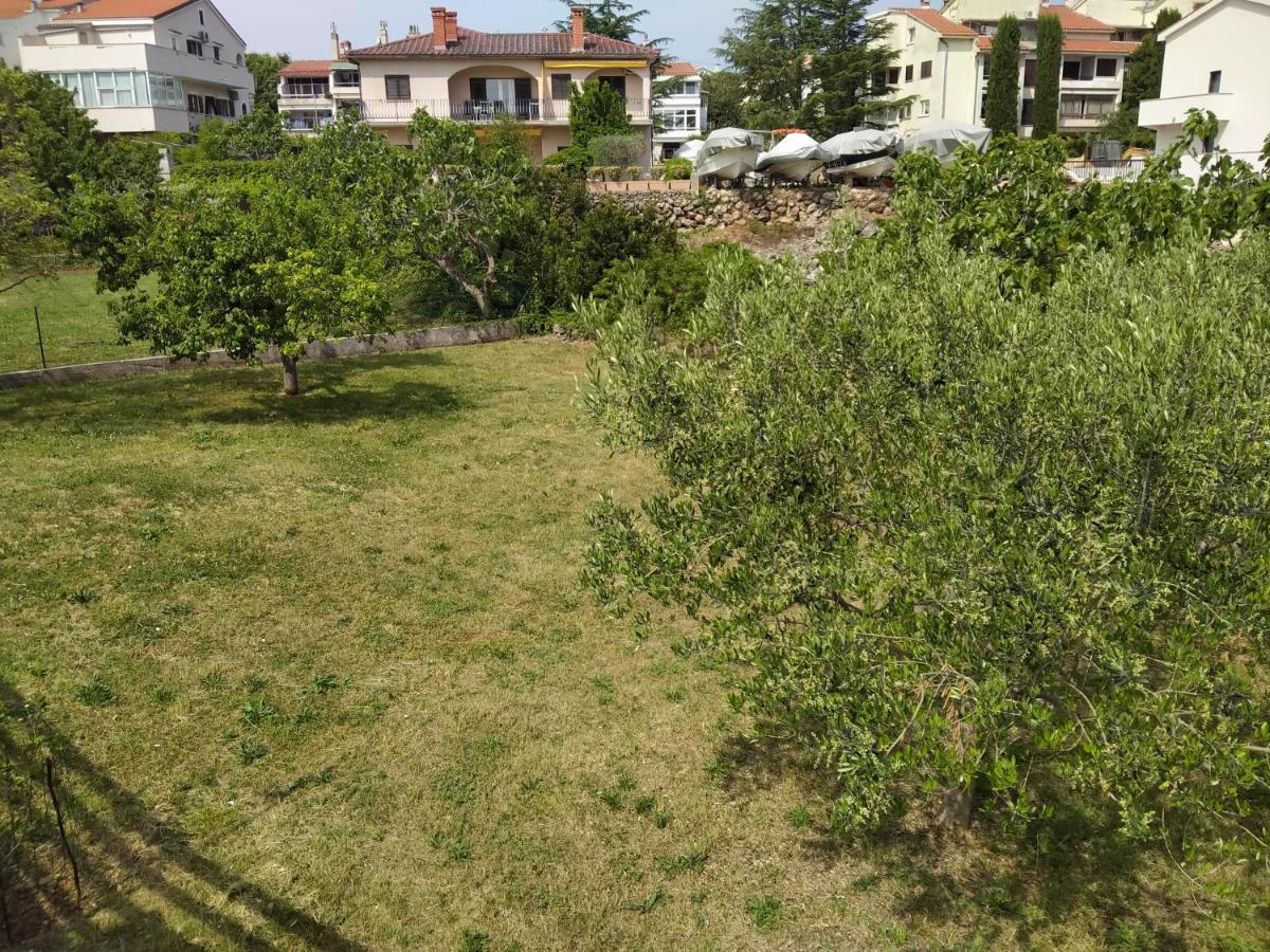 Apartman Avsec Krk Town Exterior foto